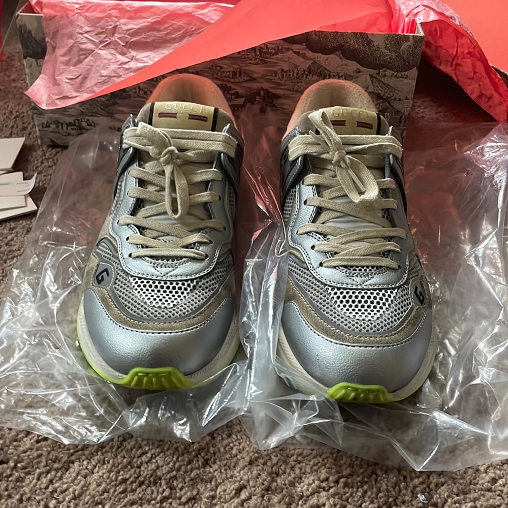 Gucci sneakers